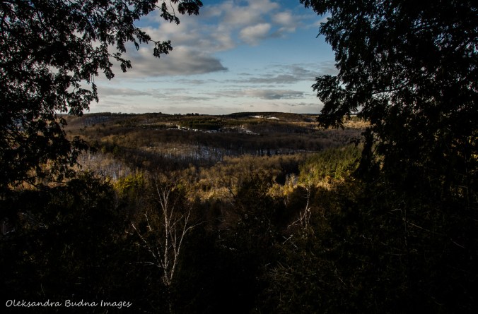 view from Bruce Trail at Devil's Pulpit