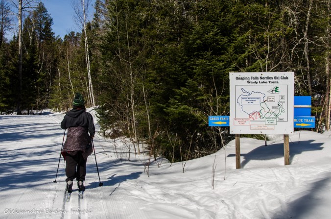 skiing at Windy Lake Provincial Park