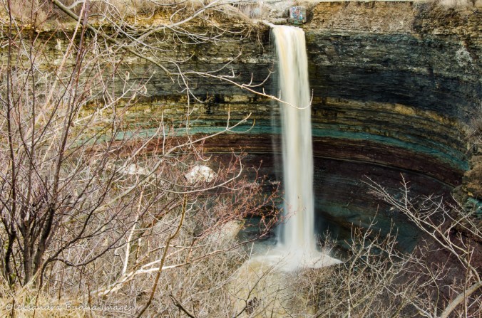 Devil's Punchbowl Falls