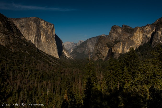 Tunnel View of Yosemite valley