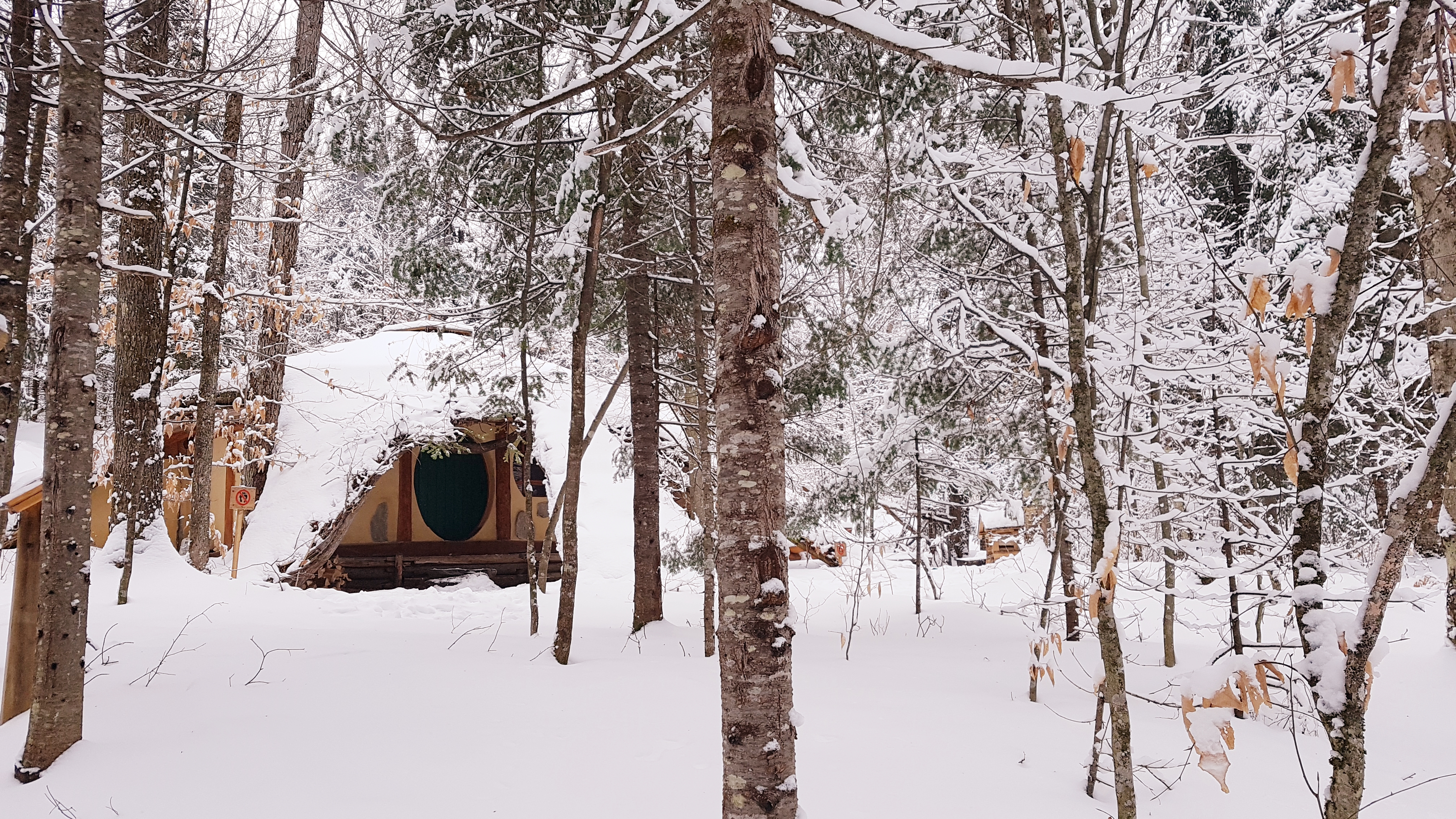 Hobbit House at Les Toits du Monde