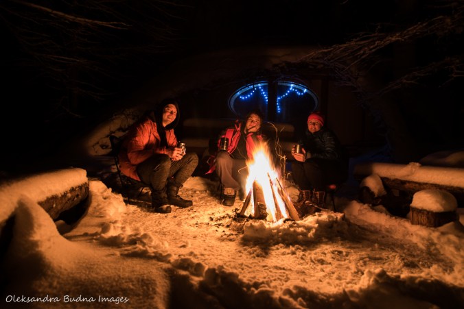campfire outside the Hobbit House at Les Toits du Monde